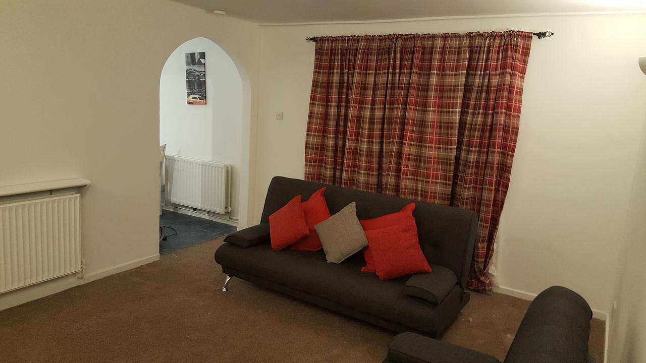 Vetrelax Basildon Newly Refurbished 3Bed House Aparthotel Εξωτερικό φωτογραφία