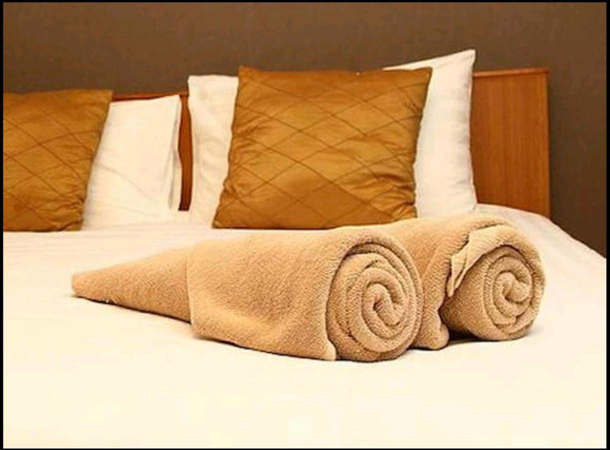 Vetrelax Basildon Newly Refurbished 3Bed House Aparthotel Εξωτερικό φωτογραφία