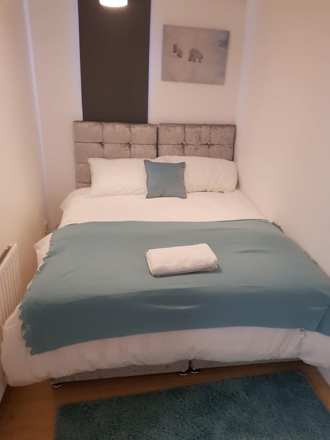 Vetrelax Basildon Newly Refurbished 3Bed House Aparthotel Εξωτερικό φωτογραφία